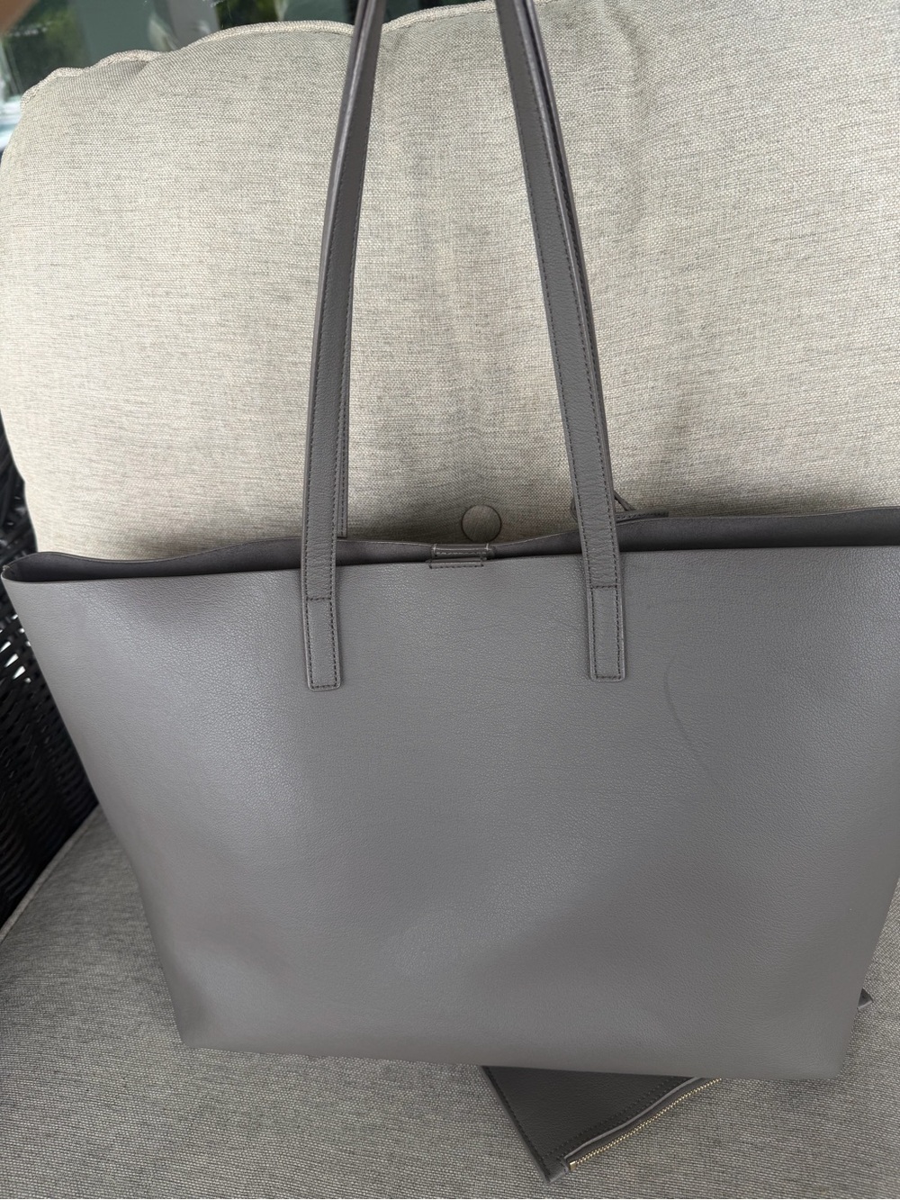 Saint Laurent Grey Leather Tote with Gold YSL Charm - Picture 5 of 15